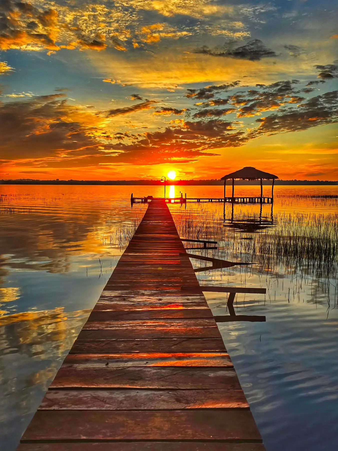 Ponte da Amizade entre o Brasil e o Paraguai